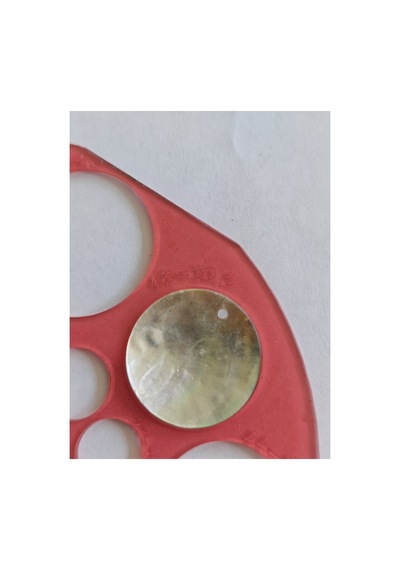 30mm Yandan Delikli Doğal Düğme 48 Boy 10 Adet