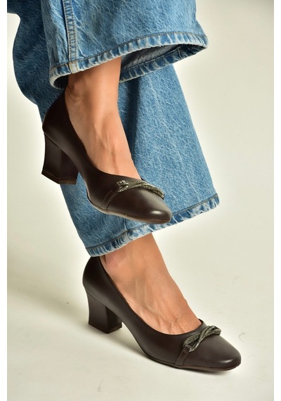 Fox Shoes Z820851009 Kahverengi Kalın Topuklu Kadın Ayakkabı