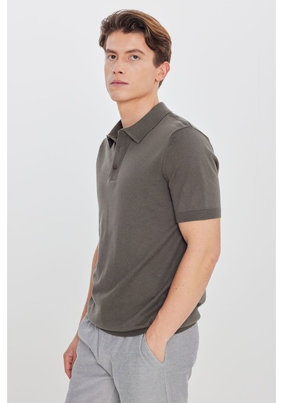 AC&Co / Altınyıldız Classics  Erkek  Hakı %100 Pamuk Standart Fit Normal Kesim Polo Yaka Triko Tişört Haki