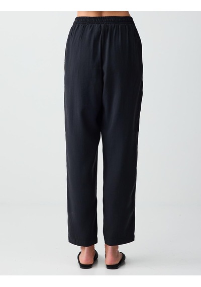 Jimmy Key Jimmy Key Siyah Normal Paça Yüksek Bel Modal Dokuma Pantolon 6sw186563900