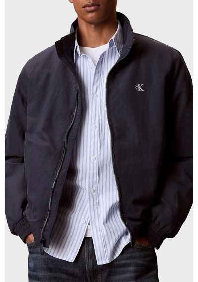 Calvin Klein Su Geçirmez Logolu Regular Fit Mont Lv04rg500gcef Erkek Mont Lv04rg500g Cef Lacivert Calvin Klein Su Geçirmez Logolu Regular Fit Mont Lv04rg500gcef Erkek Mont Lv04rg500g Cef Lacivert