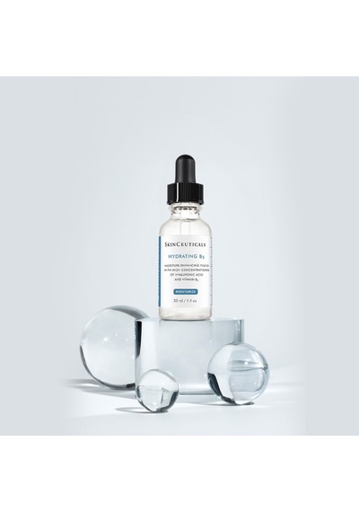 Hyalüronik Asit Ve Vitamin B5 İçeren Cildi Nemlendirici Hydrating B5 Serum 30 Ml
