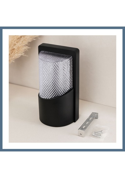 Buradabulabilirsin 22w Ip66 Led Duvar Aplik - 50.000 Saat Bbz Çok Renkli