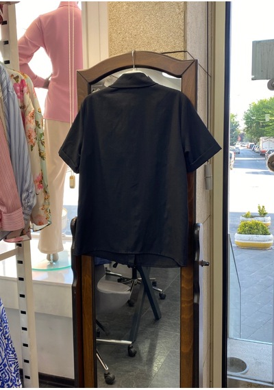 Pera Moda Poplin Kumaş Kısa Kollu Gizli Düğmeli Gömlek Siyah