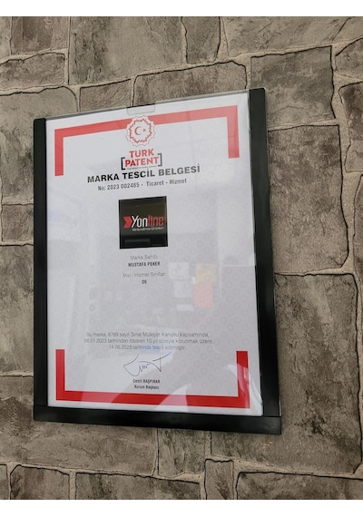 Yönline Yönlendirme A4 Dikey Kolay Değiştirilebilir Kapı Ve Duvar Tipi Föylük Pano