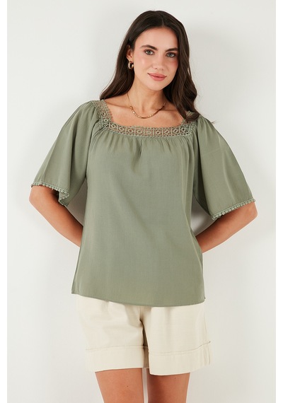 Lela Güpürlü Regular Fit Kare Yaka Bayan Bluz 5869003 Olive
