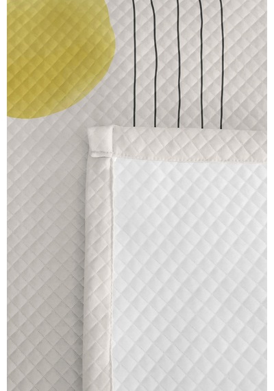 Minimal Gökkuşağı Sarı Genç Odası Tek Kişilik Pike Takımı - Gri 160x220 Cm Kapitone Yatak Örtüsü Kremamsı Halı Kabuğu
