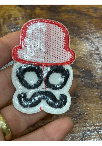 Ütü İle Yapışan Bıyıklı Adam Arma Dikiş Aplike 6x4 Cm