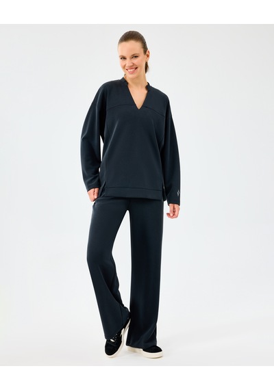 Skechers W Soft Touch V Neck Asymmetric Sweatshirt Kadın Siyah Sweatshirt S2520064-3817 Siyah