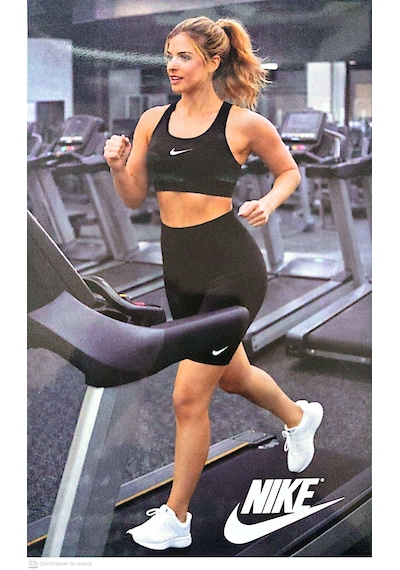 Nike Spor Takım 2"li Set Yarım Tayt Ve Büstiyer Siyah