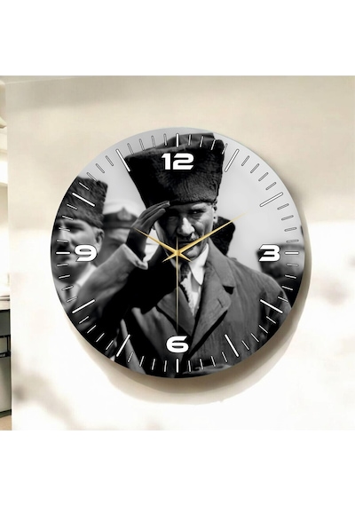 Mustafa Kemal Atatürk Siyah Beyaz Renkli Baskı Sayılı Hediyelik Ahşap Sessiz Duvar Saati 50cm ÇOk Renkli