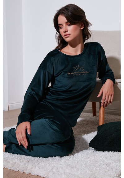 Lela Standart Fit Bisiklet Yaka Yumuşak Kadife Bayan Pijama Takımı 6094201 Nefti