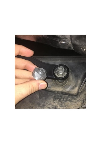 Cadillac Gm Oem 05 11 Sts Silecek Kolu Kapağı