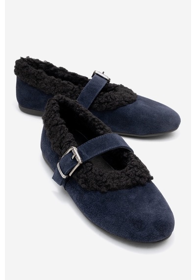 Luvishoes Luvi Shoes Guın Lacivert Süet Hakiki Deri Peluş Detaylı Kemerli Kadın Babet Ayakkabı Lacivert Luvishoes Luvi Shoes Guın Lacivert Süet Hakiki Deri Peluş Detaylı Kemerli Kadın Babet Ayakkabı Lacivert