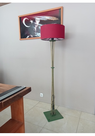 Ahşap Lambader- Aydınlatma Orman Yeşili- Bordo