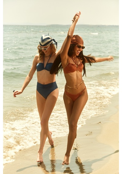 Açelyaokcu Premium Boyundan Bağlamalı İsis Fit Kadın Bikini Üstü İndigo