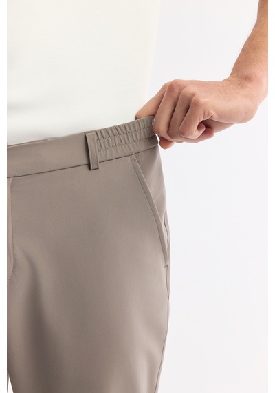 Avva Erkek Vizon Beli Lastikli Bi-stretch Teknik Kumaş Slim Fit Pantolon A51y3077 Avva Erkek Vizon Beli Lastikli Bi-stretch Teknik Kumaş Slim Fit Pantolon A51y3077