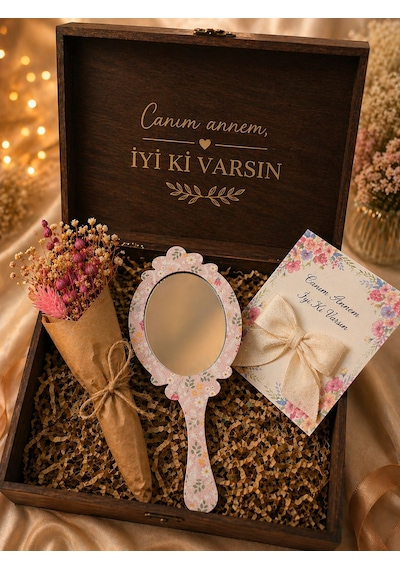 Anneler Günü Hediye Kutusu Canım Annem İyi Ki Varsın Ahşap Kutulu Özel Hediye Seti Kahve-Krem