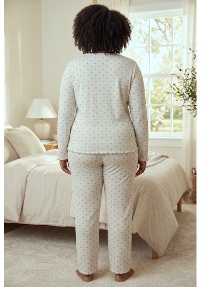 Seboteks Raporlu İnterlok Kumaş Yakası Düğmeli Kışlık Büyük Beden Kadın Pijama Takımı 2900 Gri Seboteks Raporlu İnterlok Kumaş Yakası Düğmeli Kışlık Büyük Beden Kadın Pijama Takımı 2900 Gri
