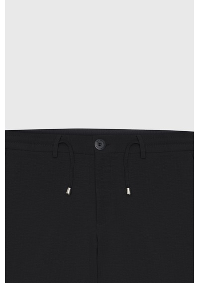 AC&Co / Altınyıldız Classics Erkek Sıyah Slim Fit Dar Kesim Beli Bağlamalı Yan Cep Gofre Desenli Pantolon Siyah