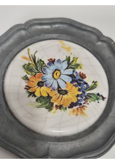 Vintage Zınn Çerçeveli Dekoratif Çiçek Temalı Duvar Tabağı 10cm 005