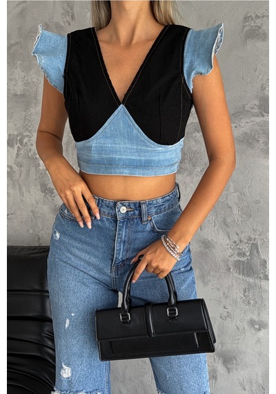 Femelle Kadın Siyah Sırtı Fermuarlı Crop Kot Bluz