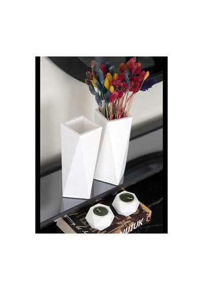 Geometrik Uzun Vazo 20 Cm Ve Geometrik Tealight Mumluk Set 4 Parça Ham Beyaz