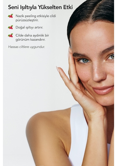 Raspberry Glowup Instant Lushglow Vegan Exfoliator Cildi Derinlemesine Arındıran & Işıltı Kazandıran Vegan Peeling 100 ML