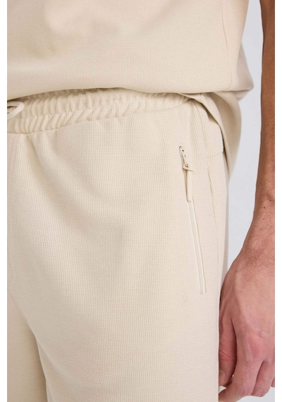 DeFacto Regular Fit Düz Paça Cepli Basic Düz Şort B8792AX25SMBG702