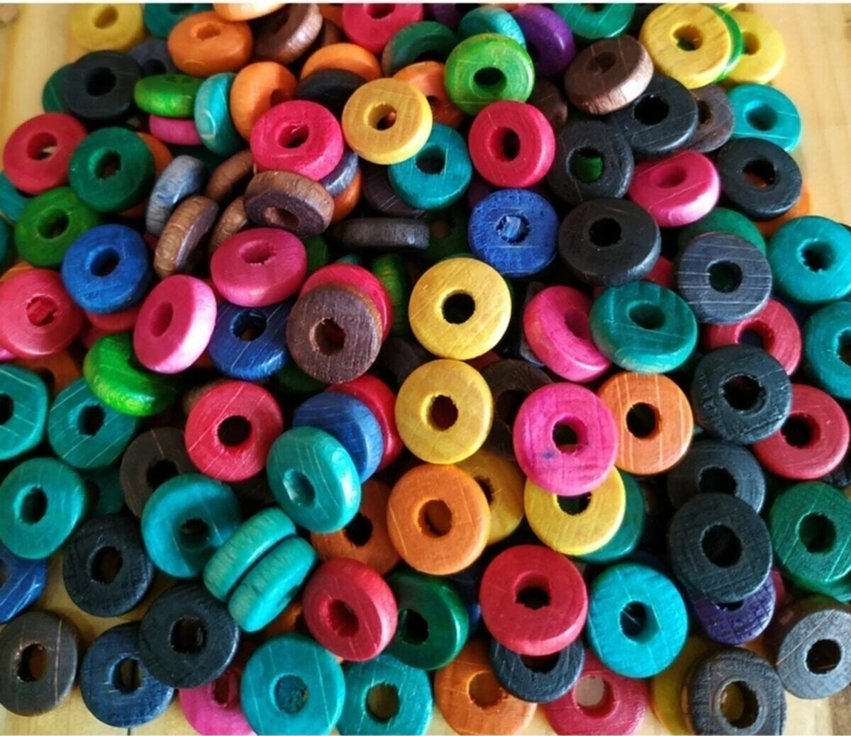 Renkli Ahşap Boncuk , 10 Mm Silindir 80 Gr 400 Adet