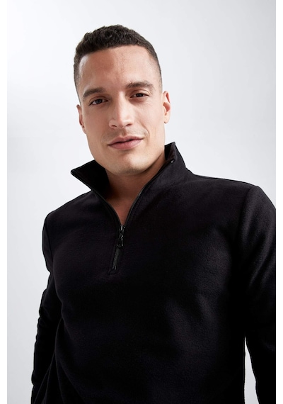 DeFacto Siyah Tüylenme Yapmayan Soğuk Geçirmez Regular Fit Dik Yaka Fermuarlı Polar Sweatshirt Y3996AZNSBK81