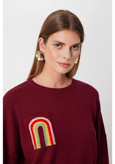 On Fashion Kadın Renkli Aksesuarlı Sıfır Yaka Bordo Kazak 63318 Bordo