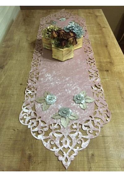 Mina Kadife Kumaş Lazer Kesim Çiçek Süslemeli Pudra Gümüş Runner 40x140 Cm 718 Gümüş