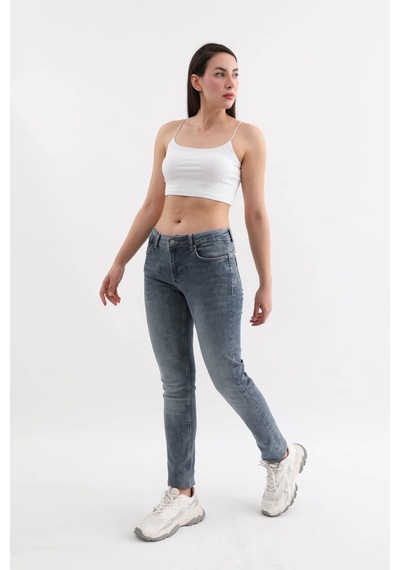 Kadın Normal Bel Likralı Slim Fit Jean Pantolon Mavi 001
