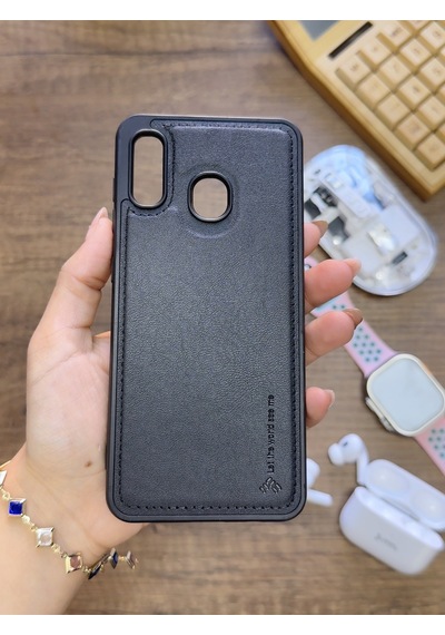 Samsung Galaxy A20 / A30 Uyumlu Premium Deri Dokulu Darbelere Karşı Dayanıklı Nazal Silikon Kılıf Siyah