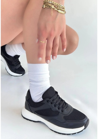 Slar Siyah Cilt Bağcıklı Spor Ayakkabı