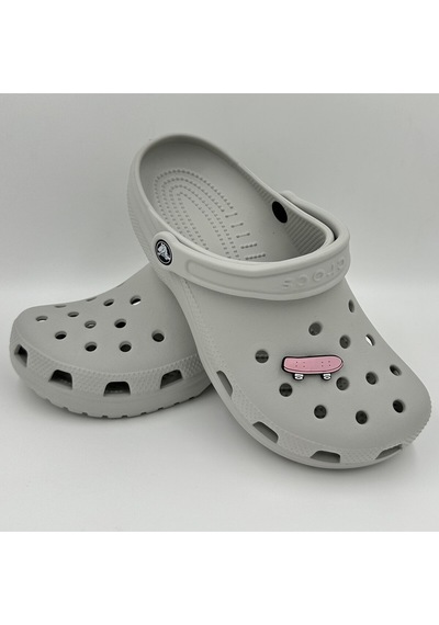 Crocs Terlik Süsü Ve Aksesuarı , Çanta Süsü Renkli Jibbitz Kaykay 03 Görselli Figür Aksesuarı Pembe-beyaz-siyah Crocs Terlik Süsü Ve Aksesuarı , Çanta Süsü Renkli Jibbitz Kaykay 03 Görselli Figür Aksesuarı Pembe-beyaz-siyah