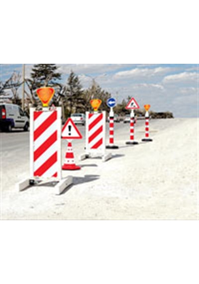 Katlanır Uyarı Levhalı Bariyer 420 X 1100 Mm (534231001)