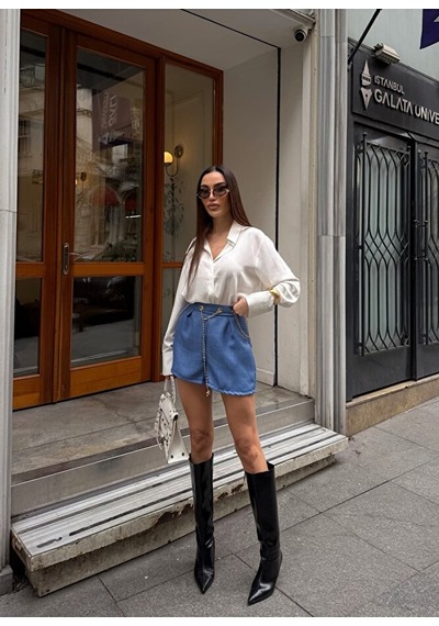 Nido Moda Zincir Kemerli Mini Şort Mavi