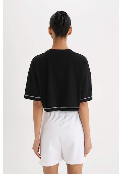 DeFactoFit NBA Brooklyn Nets Cropped Fit Bisiklet Yaka Kısa Kollu Tişört B9953AX25SMBK81