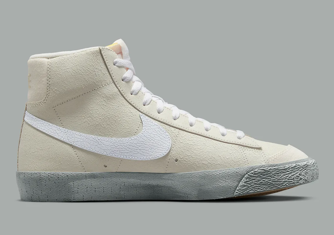 Nike Blazer Mid '77 Emb Çok Renkli