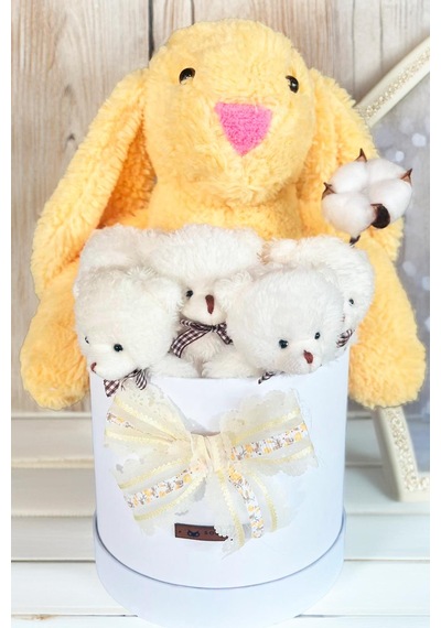 Özel Kutuda, Sarı Jellycat Tavşan, 5 Beyaz Ayıcık Pamuk Çiçeği Dokunuşlu, Özel Ayıcık Buketi