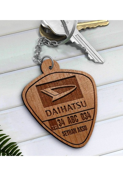 Kişiye Özel İsimli Plakalı Daihatsu Ahşap Anahtarlık-1