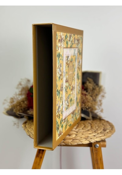 Rabsev 10x15cm 500 Fotoğraf Kapasiteli Kutulu Çiçek Desenli Lüks Ofset Fotoğraf Albümü Sarı