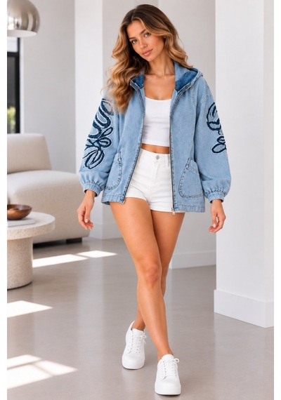Lima Mavi Kadın Açık Mavi Nakış Detaylı Kapüşonlu Kot Ceket Fermuarlı Oversize Salaş Kesim Cepli Denim Ceket Lima Mavi Kadın Açık Mavi Nakış Detaylı Kapüşonlu Kot Ceket Fermuarlı Oversize Salaş Kesim Cepli Denim Ceket
