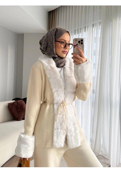 Elora Atelier Ekru Kürk Detaylı Triko Takım