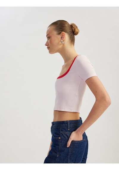 Koton Pamuklu Slim Fit Kontrast Detaylı Kısa Kollu U Yaka Fitilli Crop Tişört Pembe 5sak50342ek Gül