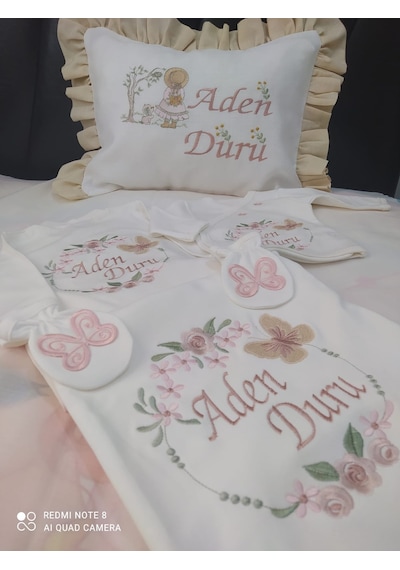 Nakış İşlemeli Çiçek &kelebek Desenli 10 Hastane Çıkış Seti Ekru