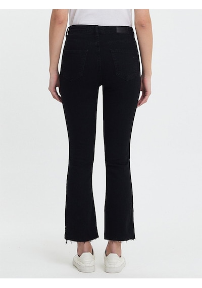 Ltb Lynda X Cropped Flare Kadın Jean Pantolon 010095156215712 - 200 Siyah Ltb Lynda X Cropped Flare Kadın Jean Pantolon 010095156215712 - 200 Siyah