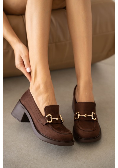 Selin Shoes Hily Gold Aksesuar Detay Kadın Loafer- Kahve Süet Kahverengi
